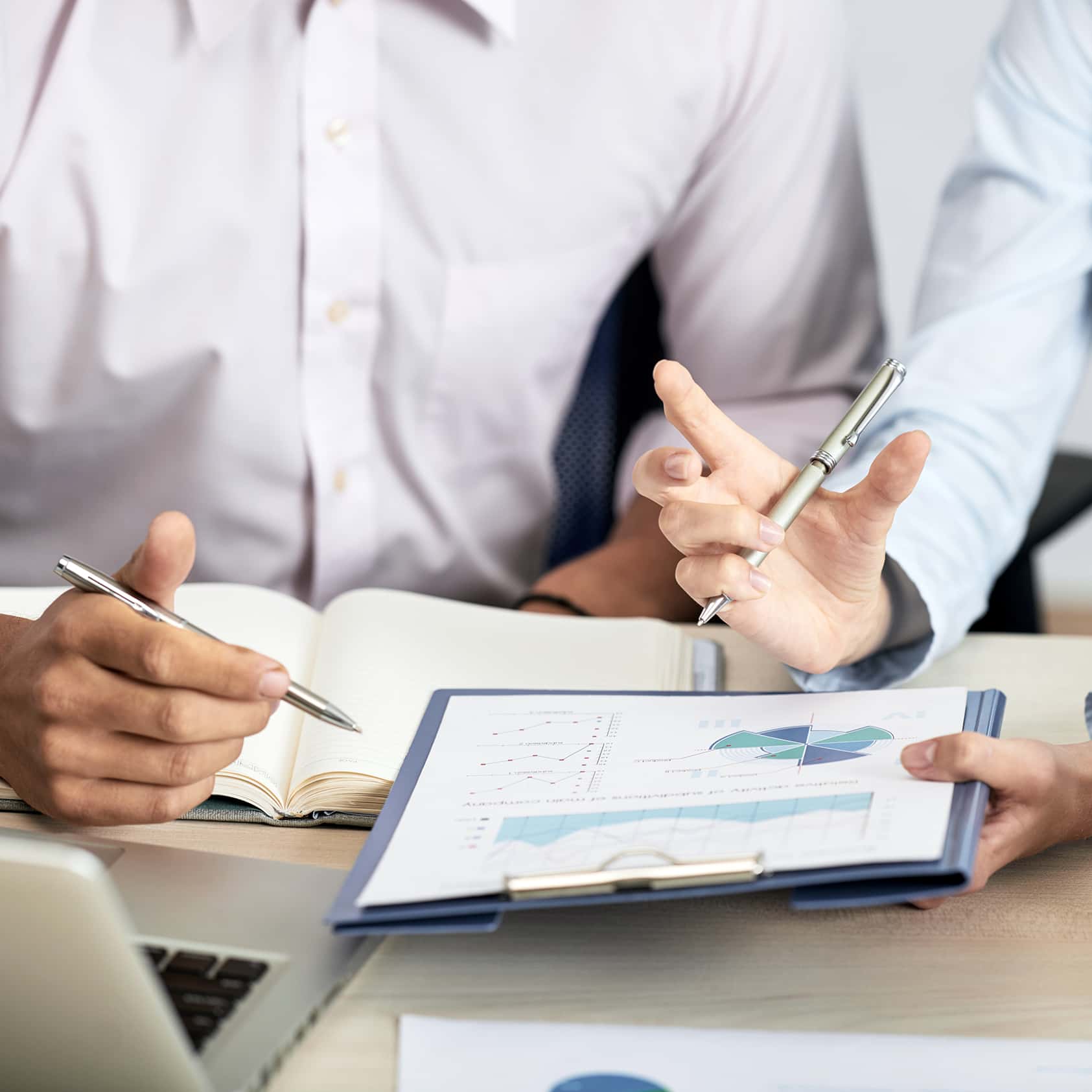 Outsourcing contable y financiero Bee in Business